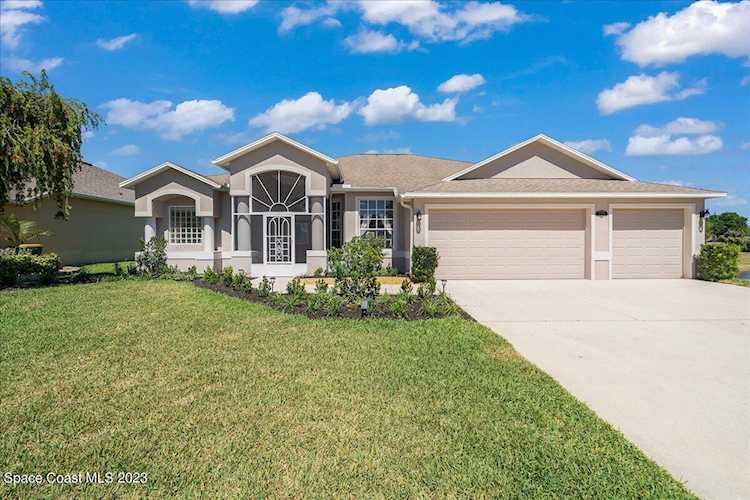 372 Peaceful Place Melbourne, FL 32904