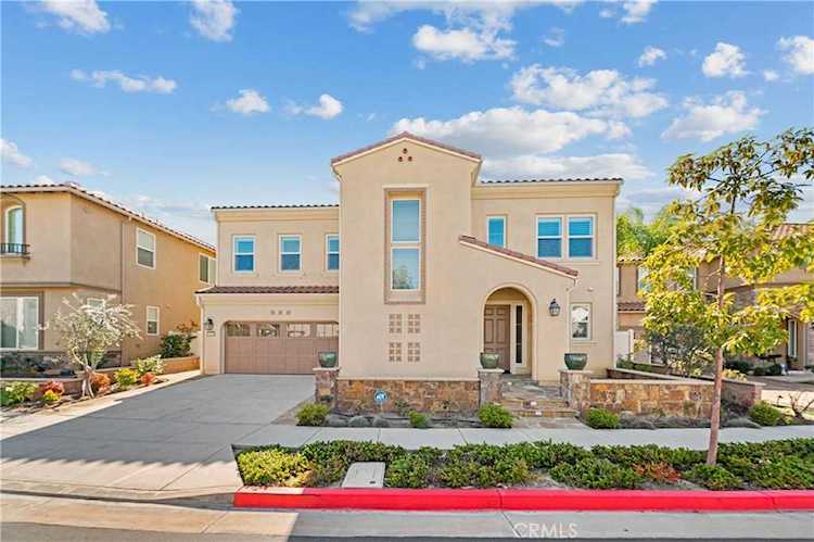 21086 Willow Heights Dr Diamond Bar, CA 91765