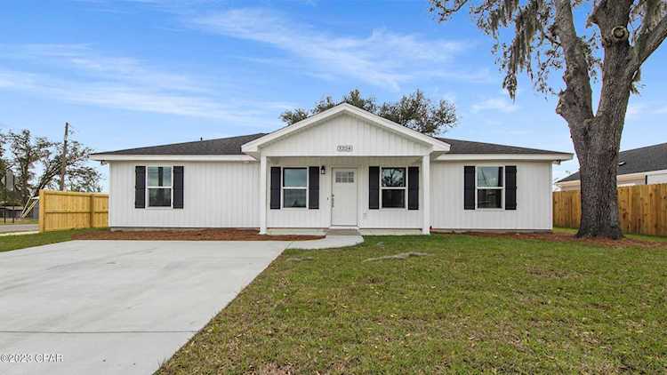 7224 Cherry St Panama City, FL 32404