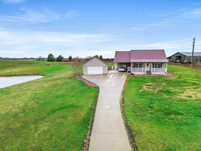 323 Herndon Ln Berea, KY 40403