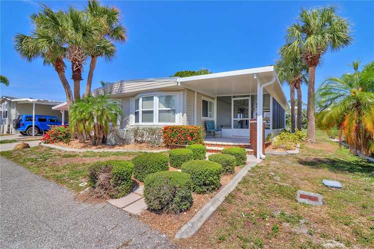 2100 Kings Hwy #616 Port Charlotte, FL 33980