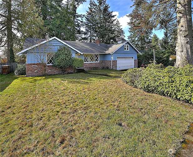 5010 N 18th St Tacoma, WA 98406