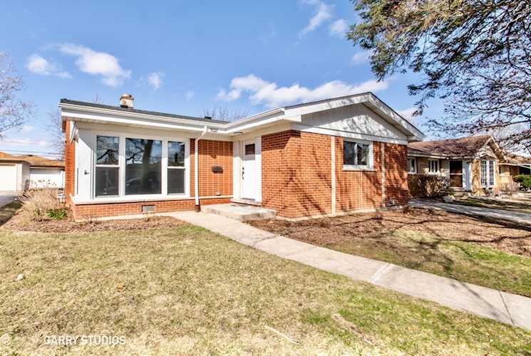 10628 Wakefield St Westchester, IL 60154