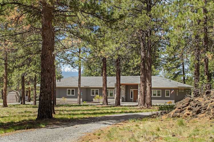 60025 Scale House Rd Bend, OR 97702
