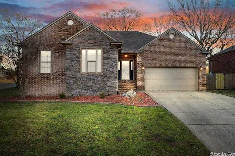10840 Rocky Creek Dr Sherwood, AR 72120