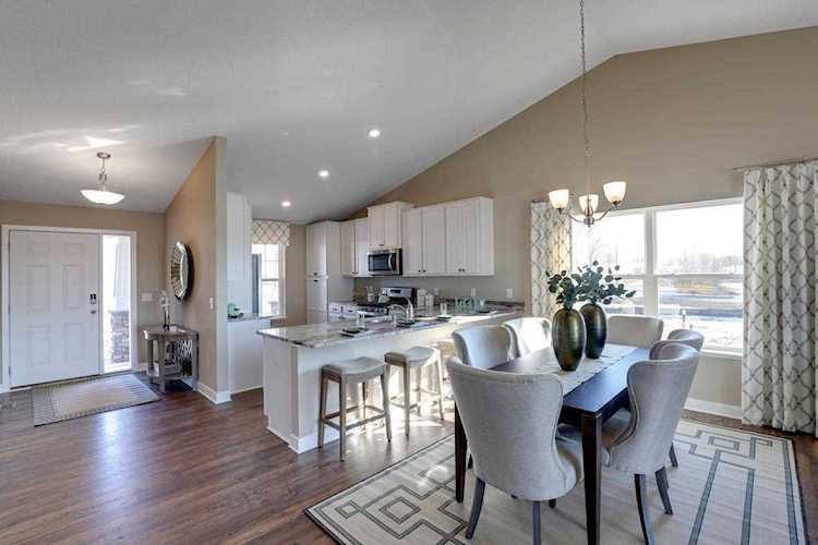 2307 Aragon Drive Shakopee, MN 55379