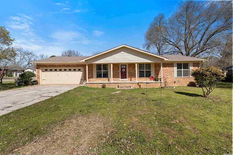 24 Sycamore St Cabot, AR 72023