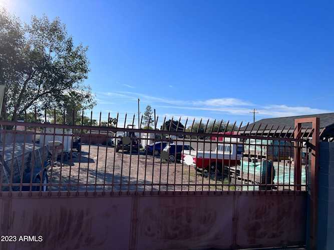 6818 N 59th Avenue #7 Glendale, AZ 85301