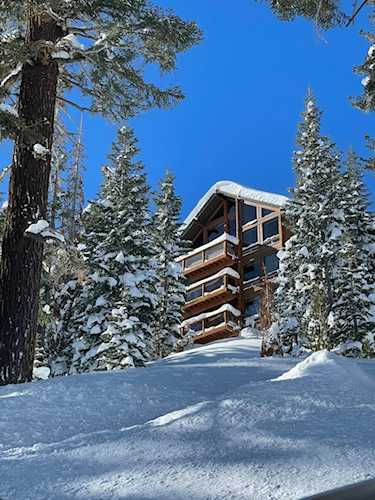 629 John Muir Mammoth Lakes, CA 93546