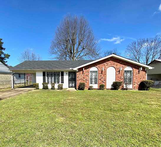 20 W Paxton Ln Memphis, TN 38109