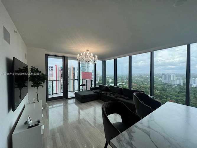1451 Brickell Ave #2404 Miami, FL 33131