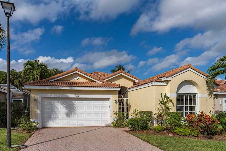 9604 Honeybell Circle Boynton Beach, FL 33437