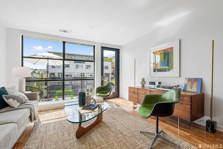 868 Minnesota Street #413 San Francisco, CA 94107