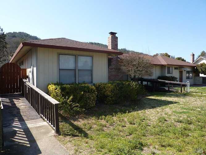 1074 Albright Place Ukiah, CA 95482