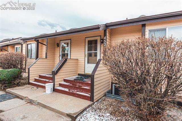 4521 Lamplighter Circle Colorado Springs, CO 80916