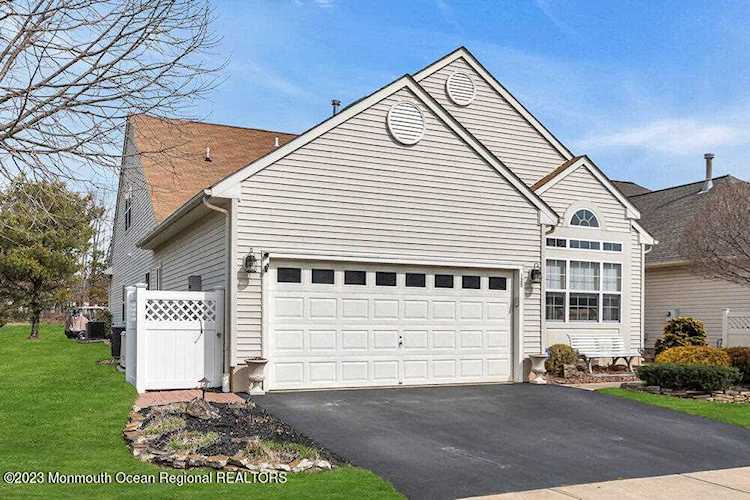 125 Belvedere Dr Manchester, NJ 08759