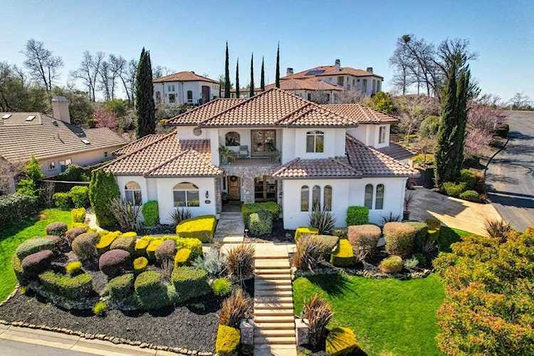 5006 Coronado Drive El Dorado Hills, CA 95762