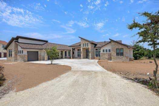 120 Strada Luca Florence, TX 76527