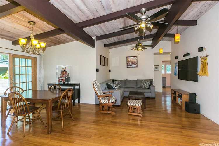 1382 Keolu Drive Kailua, HI 96734