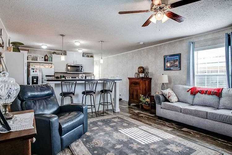 76 Yardner Street Johnstown, OH 43031