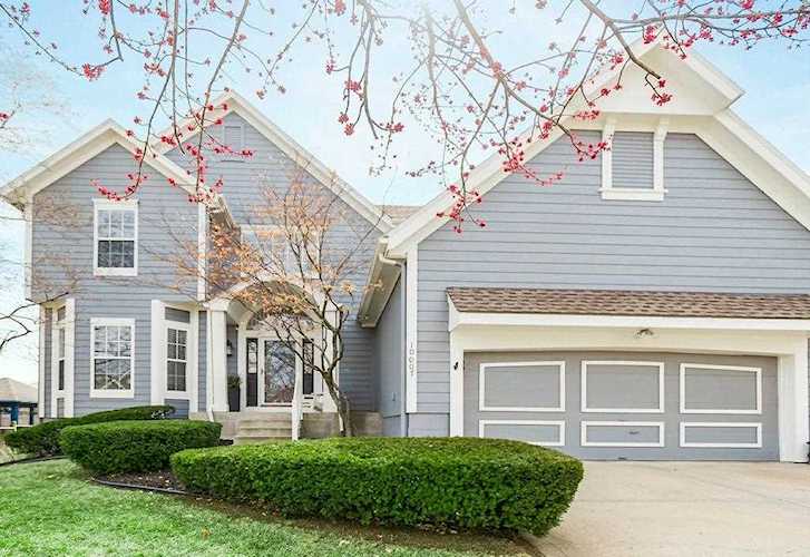 10007 W 126th Terrace Overland Park, KS 66213