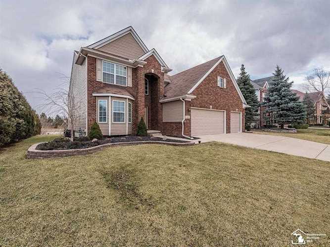 449 Corinth Circle Dundee Vlg, MI 48131