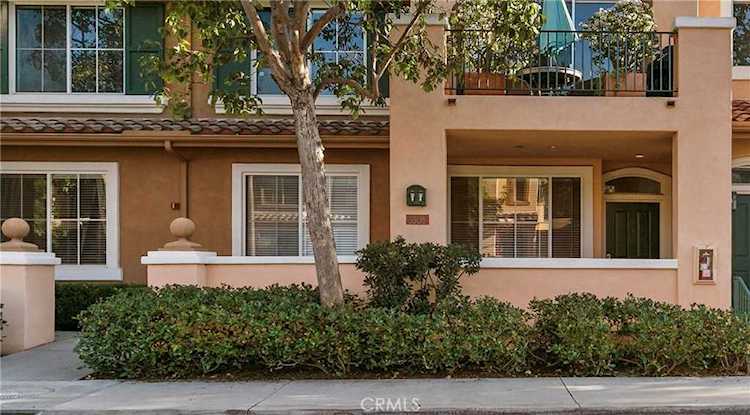3305 Ladrillo Aisle Irvine, CA 92606
