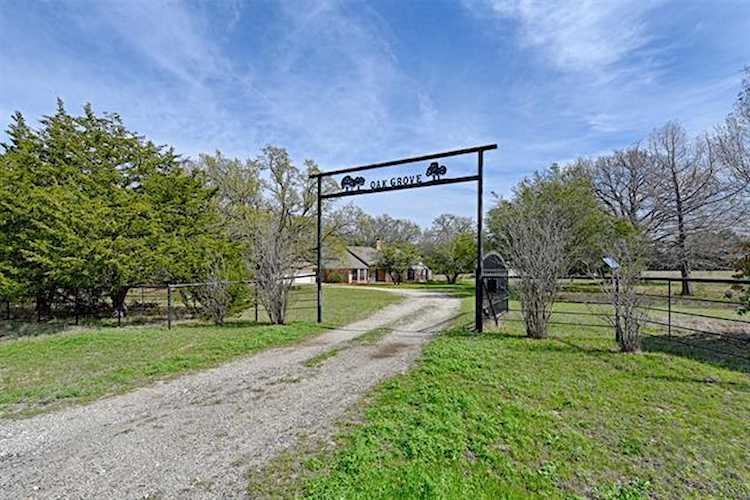 1458 FM 3427 Greenville, TX 75401