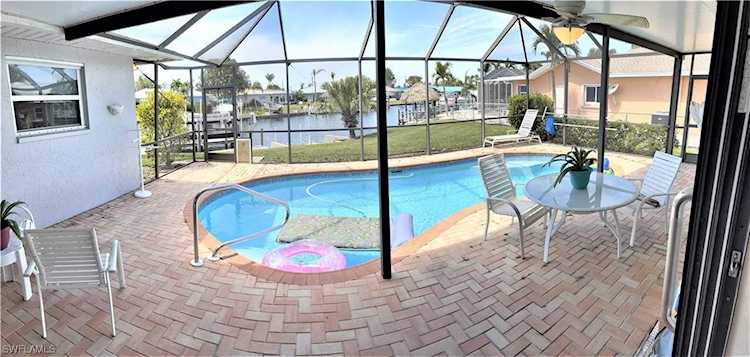 4328 SE 1st Place Cape Coral, FL 33904