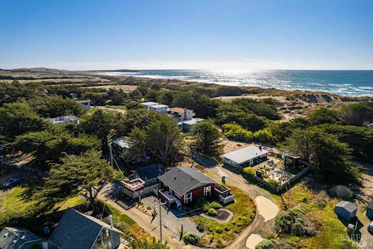 300 Churchill Street Bodega Bay, CA 94923