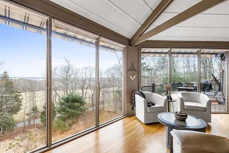 13 Highland Rd Lakeville, MA 02347