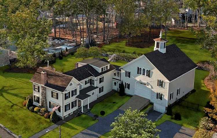 2 S Hampton Rd Amesbury 01913 MA | home for sale $1,215,000 73087704 Photo 1