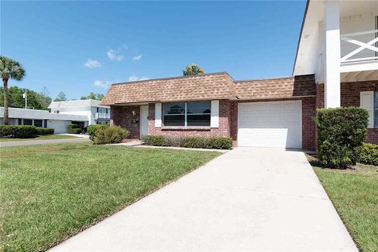 801 Mindy Ct Largo, FL 33771