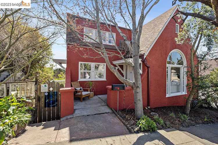 5810 Barrett Ave El Cerrito, CA 94530