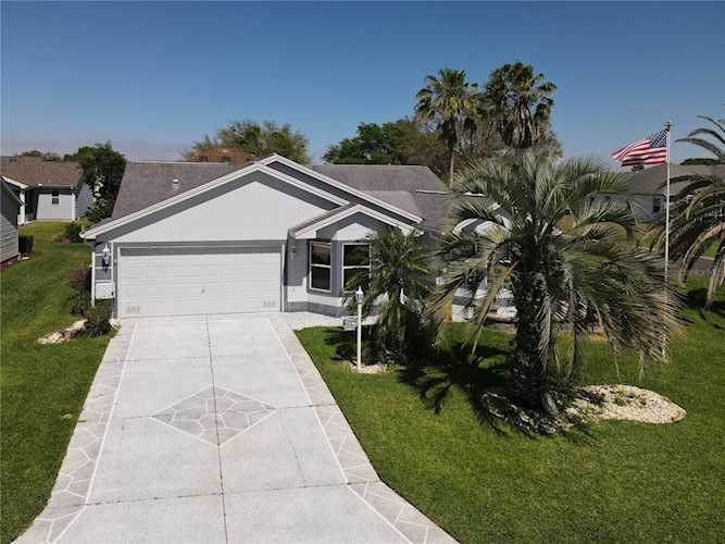 710 Palma Dr Lady Lake, FL 32159