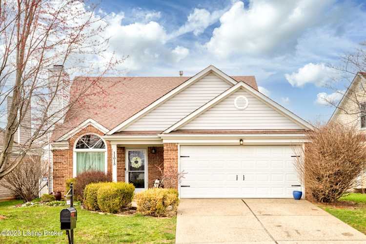 11013 Fairway Pointe Dr Louisville, KY 40241