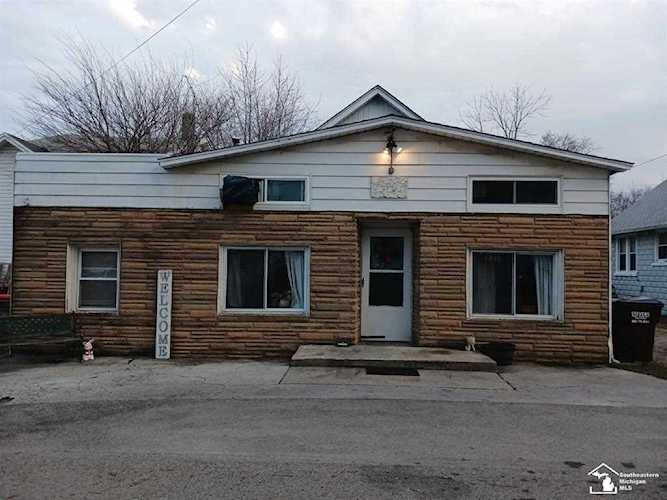 830 Adams Monroe Twp, MI 48161 | MLS 57050103676 Photo 1