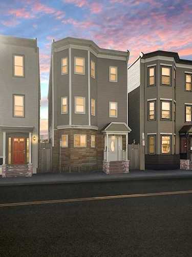 861 Saratoga St Boston, MA 02128
