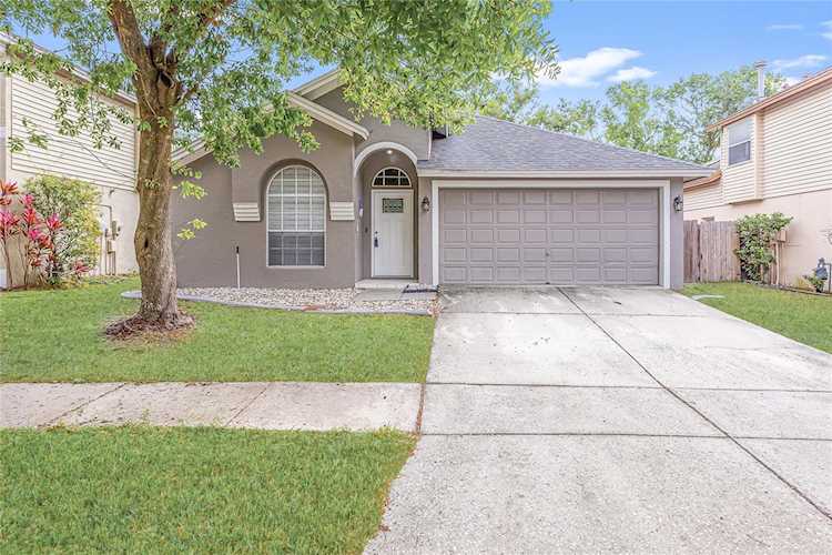 1511 Little Brook Ln Brandon, FL 33511