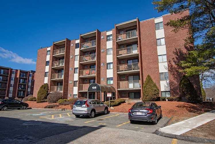 135 Franklin St #501 Stoneham, MA 02180