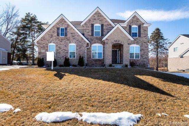 741 Balsam Rochester, MI 48307