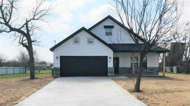 209 SW 11th Street Mineral Wells, TX 76067 | MLS 20277993 Photo 1