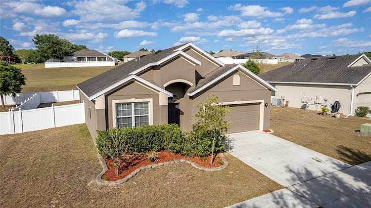 174 Blackstone Creek Rd Groveland, FL 34736