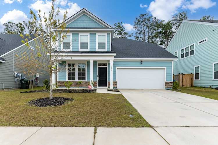 608 S Pointe Blvd Summerville, SC 29483