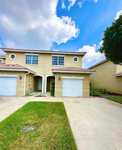 331 SW 120th Ave #331 Pembroke Pines, FL 33025