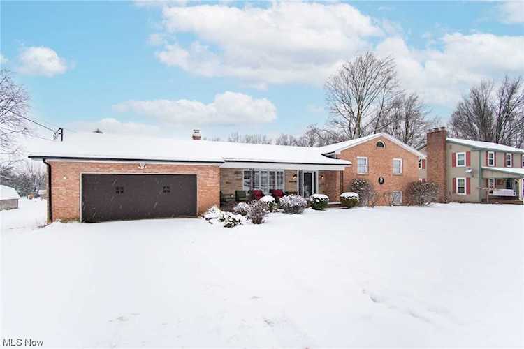1231 Westview Dr Salem, OH 44460