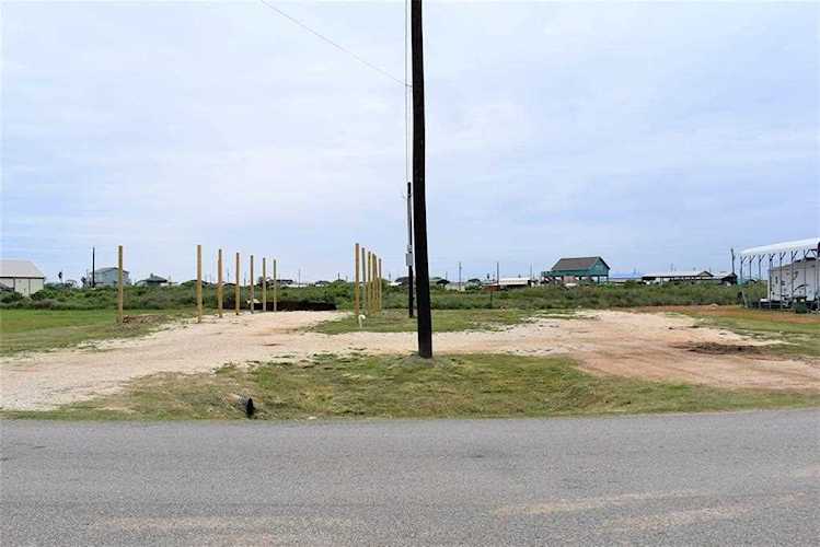 614 Cr 201 Carancahua Blvd Sargent, TX 77414