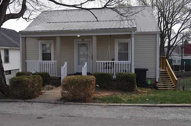 315 St Charles St Frankfort, KY 40601