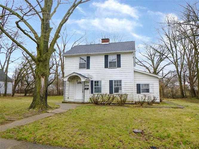 1916 Shaftesbury Road Dayton, OH 45406