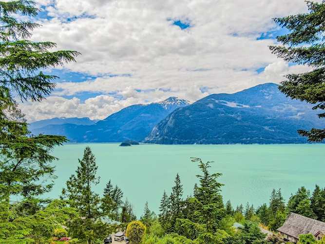80 Stonegate Drive Furry Creek, BC V8B 1A3